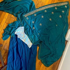 Elegant Sari Worn as A Bridesmaid Dress X Large